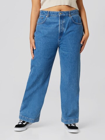 A LOT LESS Regular Jeans 'Jessie' in Blau