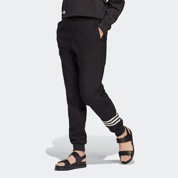 Effilé Pantalon 'Adicolor Neuclassics' ADIDAS ORIGINALS en noir : devant