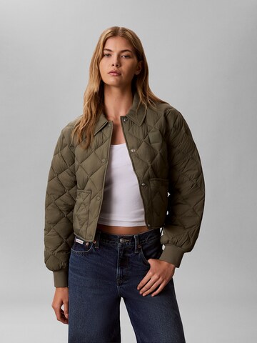 Calvin Klein Jeans Regular Between-Season Jacket in Green: front