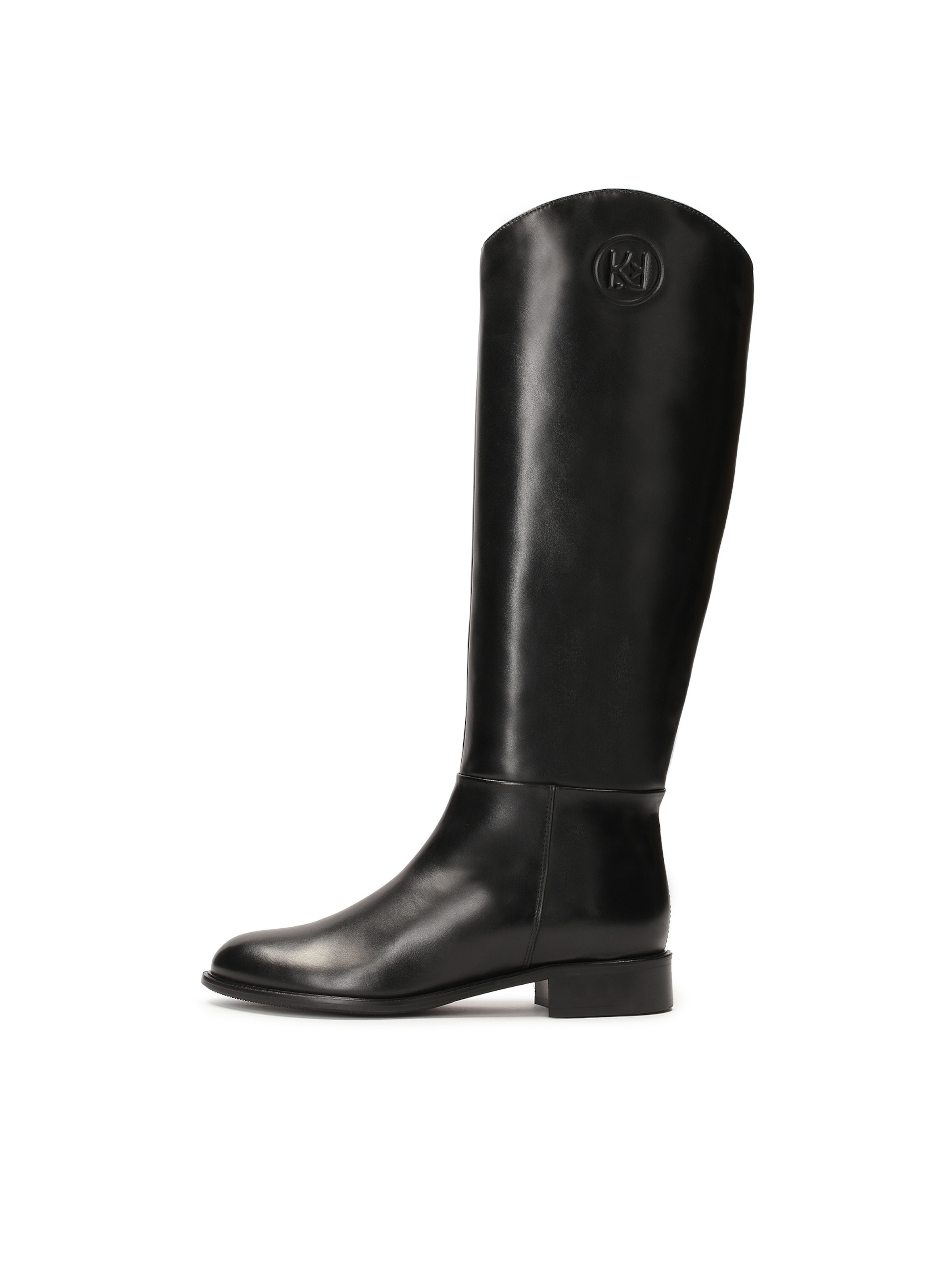 Kazar Boot in Black: front