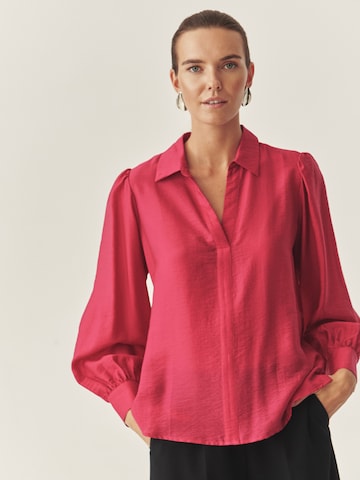 TATUUM Блузка в Красный