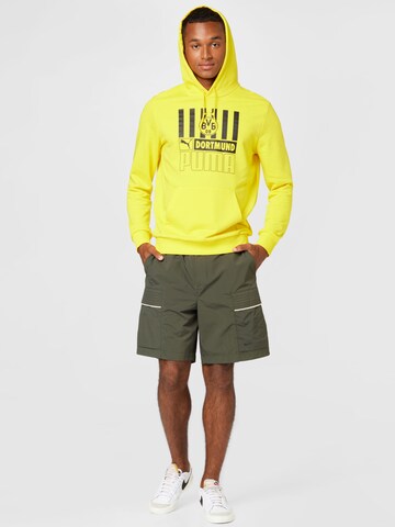 Nike Sportswear Loosefit Shorts in Grün