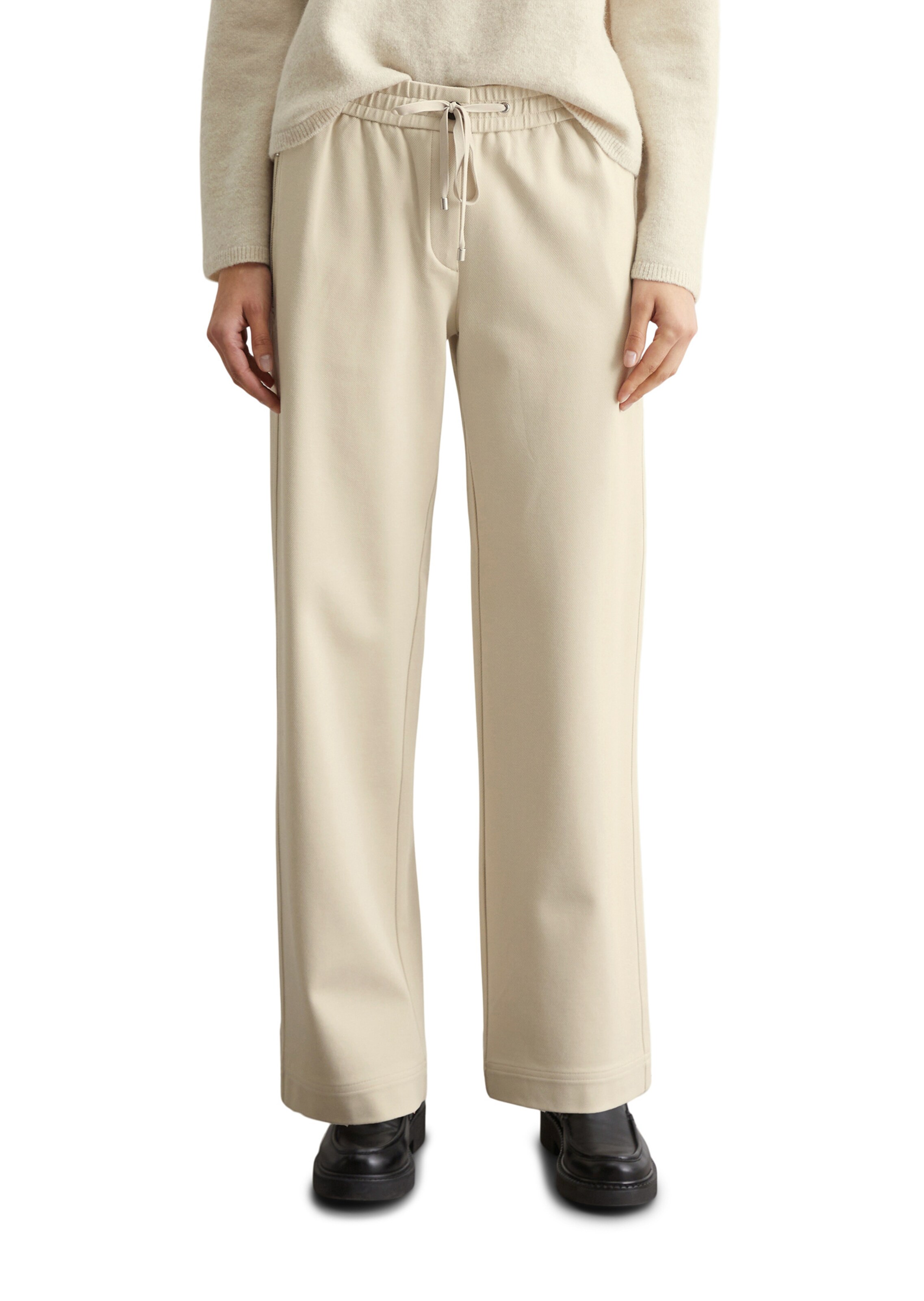 Marc O'Polo Loose fit Pants in Beige: front