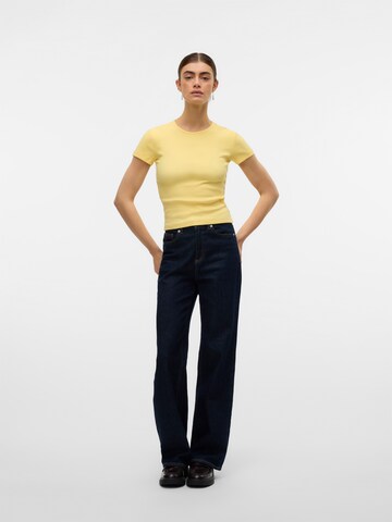 Maglietta 'VMCHLOE' di VERO MODA in giallo