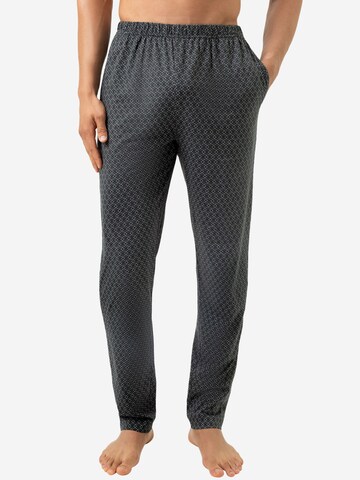 Mey Pyjamahose 'Midnight Classic'‌ in Grün