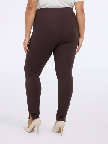Fiorella Rubino - Skinny Pantalón en marrón