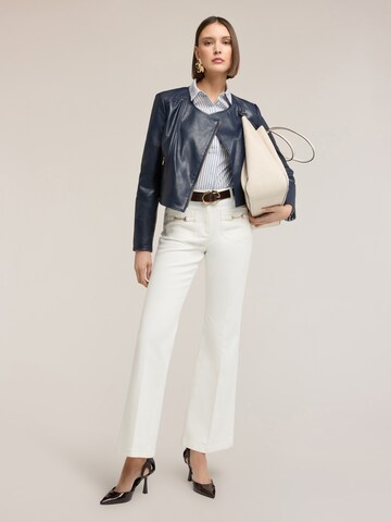 MOTIVI Flared Broek in Wit