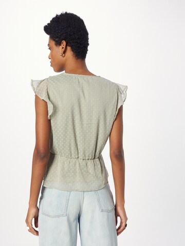 ABOUT YOU - Blusa 'Ludmilla' em verde