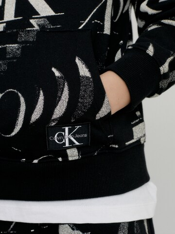 Calvin Klein Jeans Sweatshirt in Schwarz