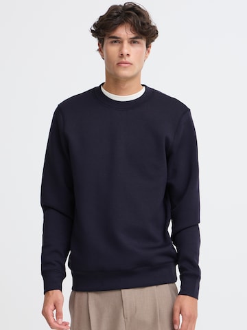 Sweat-shirt 'Sebastian' Casual Friday en bleu : devant
