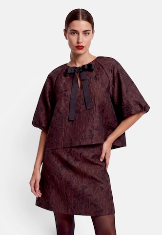 Camicia da donna di zero in marrone: frontale