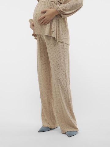 Regular Pantalon MAMALICIOUS en beige : devant