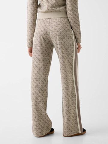 GUESS Slimfit Hose in Braun