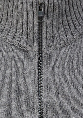 s.Oliver Men Big Sizes Gebreid vest in Grijs: voorkant