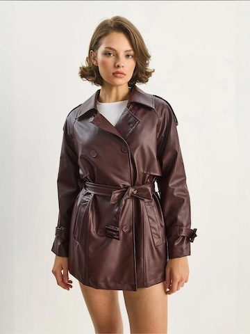 Cappotto di mezza stagione di Bianco Lucci in rosso