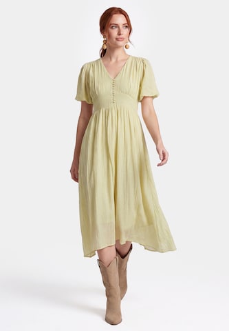 usha FESTIVAL Dress in Green: front