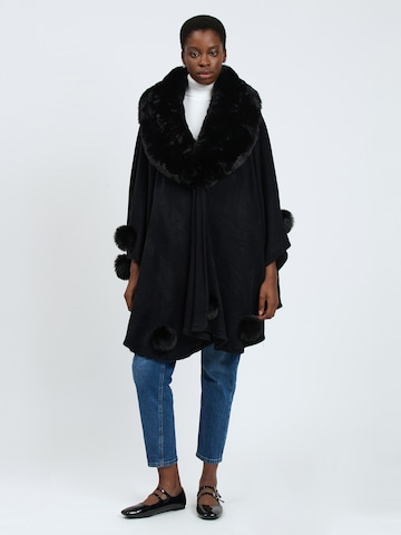 Influencer Cape in Black