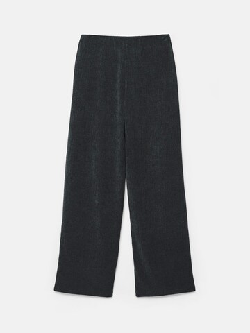Pull&Bear Wide Leg Hose in Grün