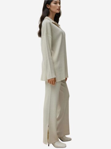 Completo pantalone di Hiccup in beige