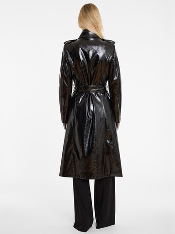 Ana Alcazar Mantel ' Acala ' in Schwarz