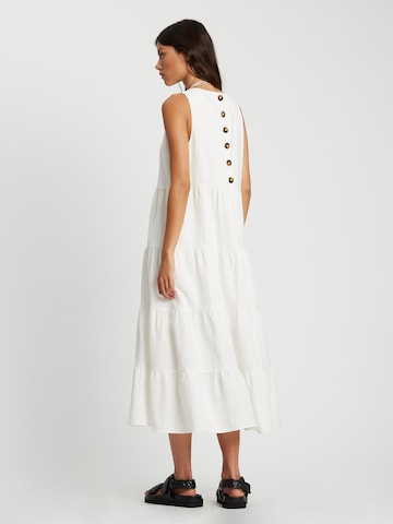 Robe 'Byron' St MRLO en blanc : derrière