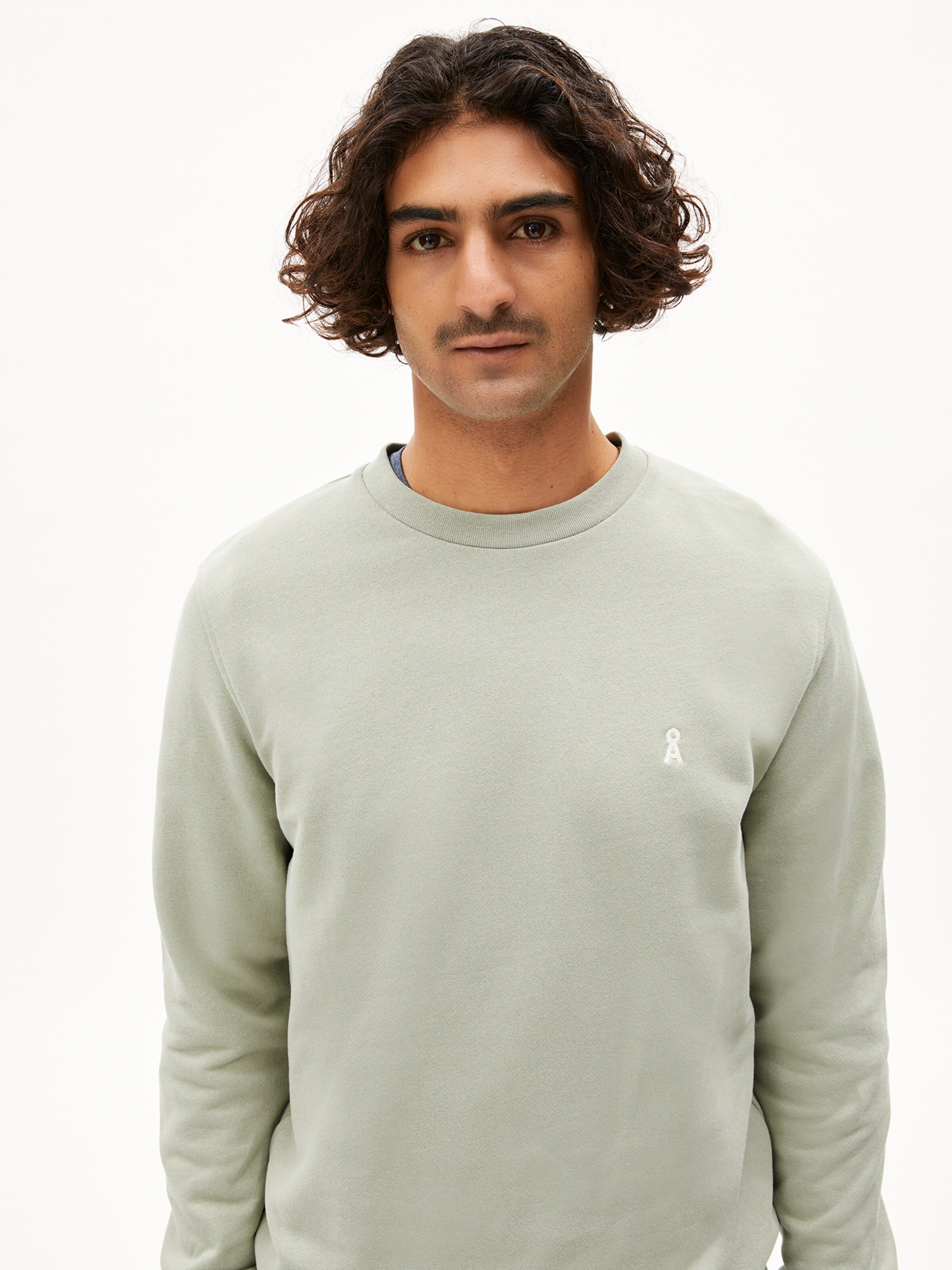 ARMEDANGELS Sweatshirt 'BAARO COMFORT' in Green