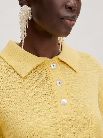 EDITED Shirt 'Anaya' in Gelb