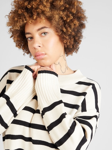 ONLY Carmakoma Pullover 'HELLA' in Beige