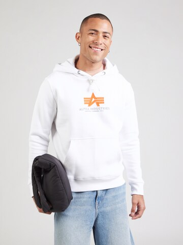 ALPHA INDUSTRIES Sweatshirt in White: front