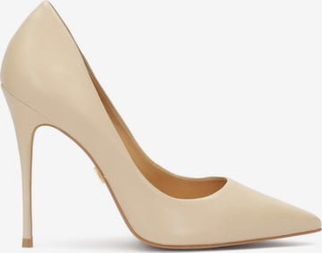 Kazar Pumps in Beige