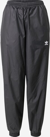 Tapered Pantaloni de la ADIDAS ORIGINALS pe negru: față