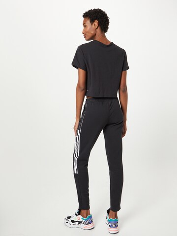 ADIDAS SPORTSWEAR Дънки Tapered Leg Спортен панталон 'Tiro 21 Sweat' в черно