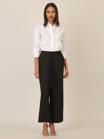 mint & mia Loose fit Pants in Black: front