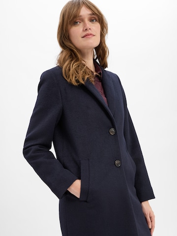 Marie Lund Between-seasons coat in Blue