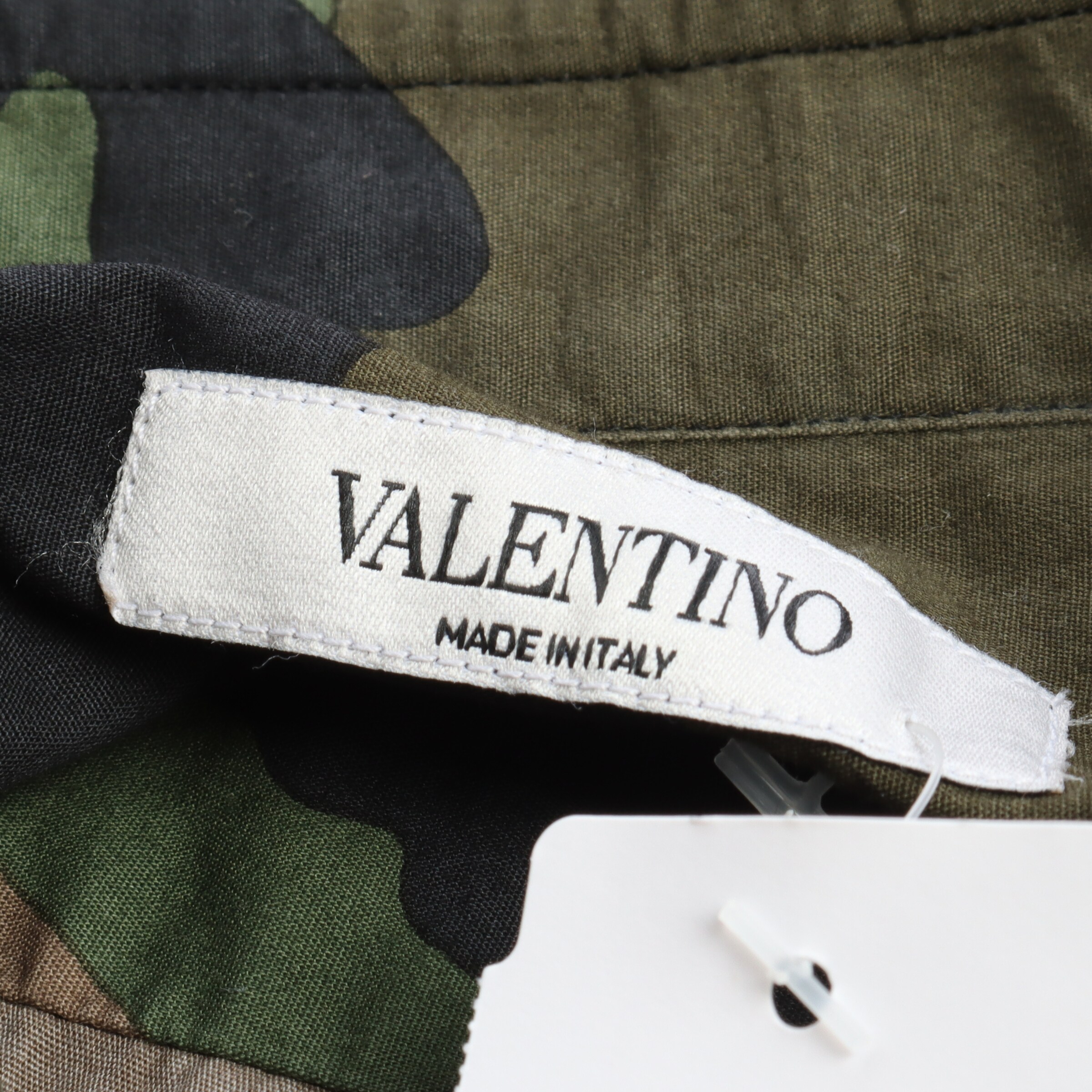 VALENTINO Button Up Shirt in XS in Green