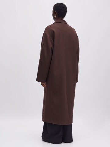 EDITED Between-seasons coat 'Haima' in Brown