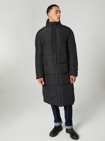 Guido Maria Kretschmer Men Winter Coat 'Vitus' in Black: front