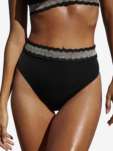 Lipsy Низ бикини в Черный: спереди