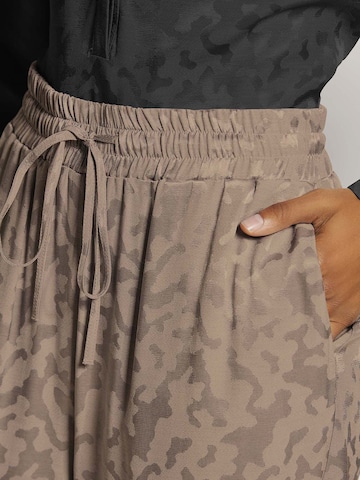 MADELEINE Wide leg Broek in Beige