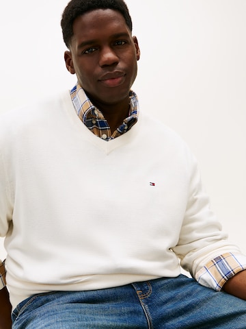 Pullover 'ESSENTIAL' di Tommy Hilfiger Big & Tall in bianco