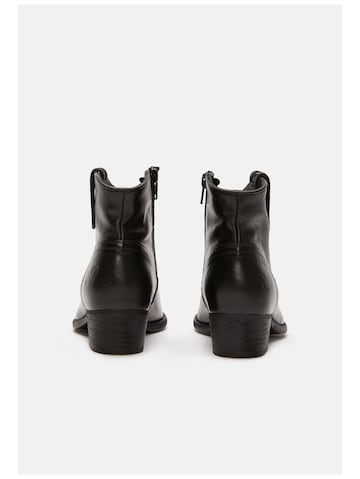 FELMINI Ankle Boots in Black