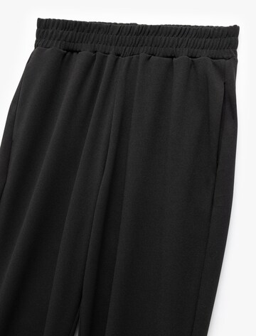 Koton Tapered Hose in Schwarz