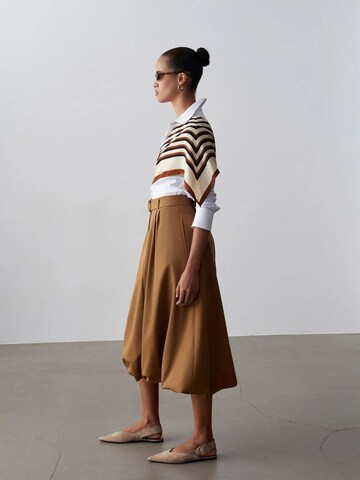 Dilvin Skirt in Brown