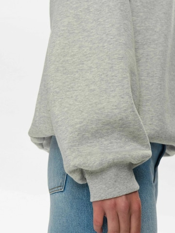 Sweat-shirt 'Nubissa' NÜMPH en gris