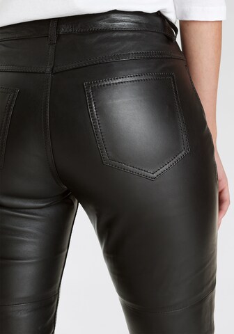 Gipsy by Mauritius Regular Hose in Schwarz