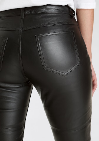 Gipsy Regular Pants in Black