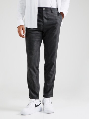 Matinique Regular Hose 'Liam' in Grau: Vorderseite