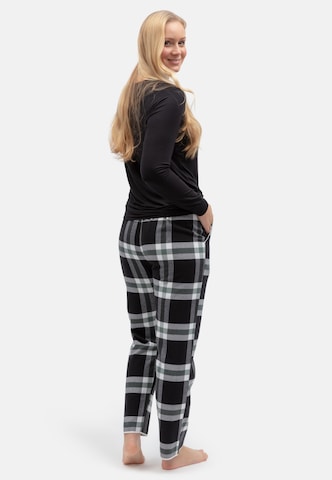 Cyberjammies - Pantalón de pijama 'Polar Drift' en negro: atrás