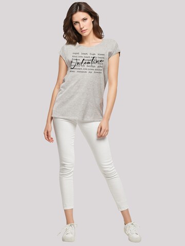 T-shirt 'Valentine Herz Hugs Kisses Love Flowers Joy' F4NT4STIC en gris
