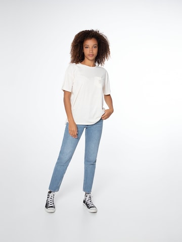 PROTEST Shirt 'PRTSIRES' in White: front